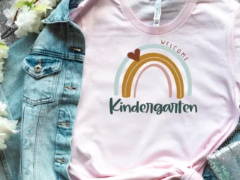 Welcome Kindergarten, Kindergarten Shirt, Kindergarten Teacher, First Day of School, Grade Team Shirts, Kindergarten Crew