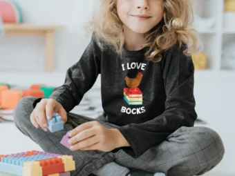 Book Shirt I Love Bocks Funny Chicken Reading I Love Bocks Gift Tee