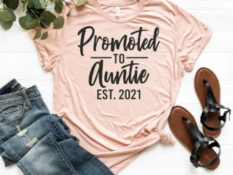 Promoted To Auntie Est. 2021 T-Shirts