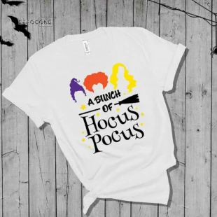 A Bunch Of Hocus Pocus I Smell Children Halloween T-Shirt