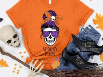 Spooky Mom Halloween T-Shirt
