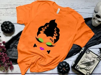 Momster Mom Halloween Spooky T-shirt