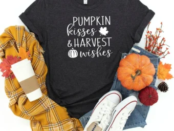 Pumpkin Kisses Harvest Wishes Thanksgiving T-Shirt