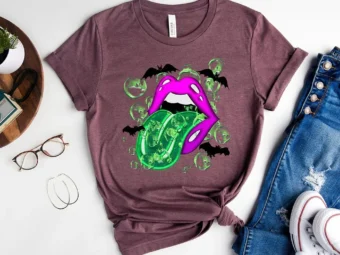 Halloween Lips For Women Cauldron Witch T-shirt