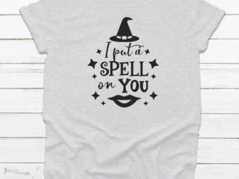 I Put A Spell On You Lips Halloween Witch T-shirt