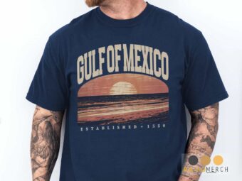 Vintage-inspired travel sweatshirt for beach lovers